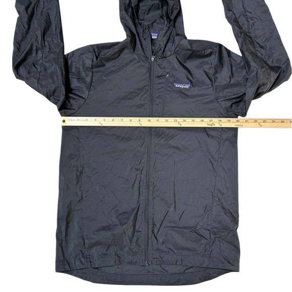 Patagonia Men's Houdini Packable Windbreaker Jacket - Black, Size Small - Picture 4 of 8